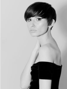 court,coupe de cheveux,retour,coupe courte,coupe courte femme